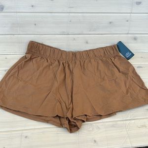 Women’s short brown cork wild fable NWT